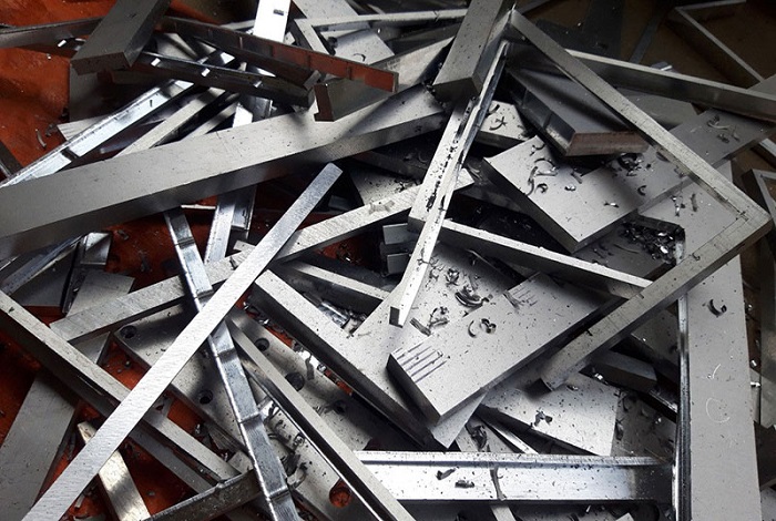 Những rủi ro khi bán sắt phế liệu cho đơn vị nhỏ lẻ 4 Rủi ro pháp lý và trách nhiệm liên đới