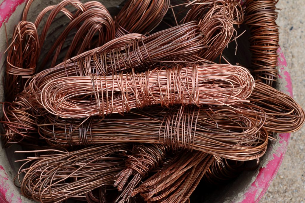 Mẹo bảo quản đồng phế liệu tránh oxi hóa 7 Mẹo bảo quản đồng phế liệu tránh oxi hóa hiệu quả