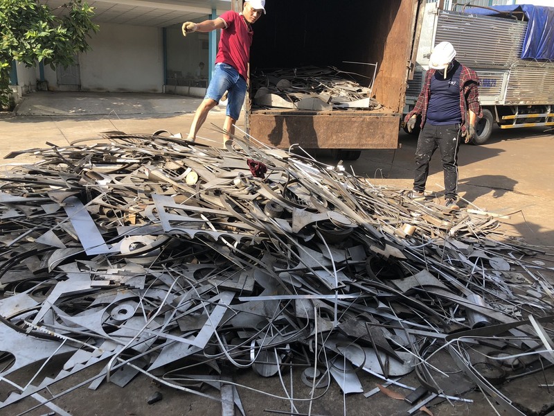 Những rủi ro khi bán sắt phế liệu cho đơn vị nhỏ lẻ 5 Rủi ro về thanh toán chậm hoặc không thanh toán